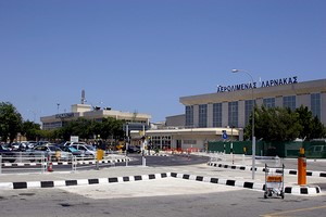 Wynajem Samochod�w Larnaca Lotnisko