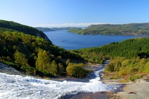 Wynajem Samochod�w Lyngdal