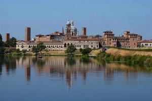 Wynajem Samochod�w Mantova