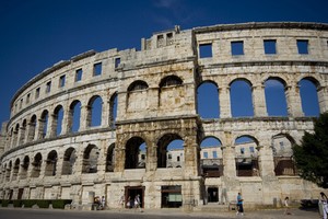 Wynajem Samochod�w Pula