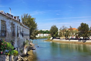 Wynajem Samochod�w Tavira