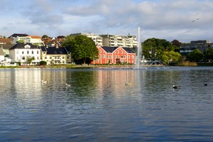 Wypożyczalnia Samochodów Stavanger ➤ porównaj ceny ✓ Nasz wynajem aut posiada nielimitowane kilometry i ubezpieczenie ✓ Porównaj wiodace firmy oferujace wynajem samochodów iznajdz najtansza oferte ✓